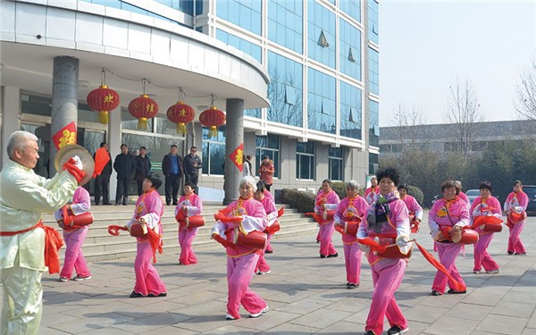 老年藝術(shù)團